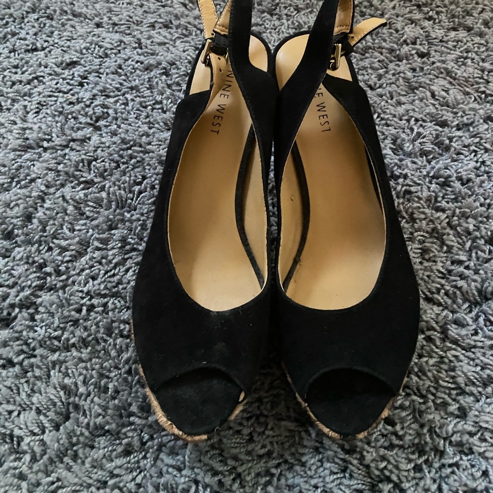 Pointy Toe Pumps